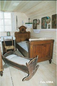 Zbirka orodij in predmetov na kmetiji Čuman